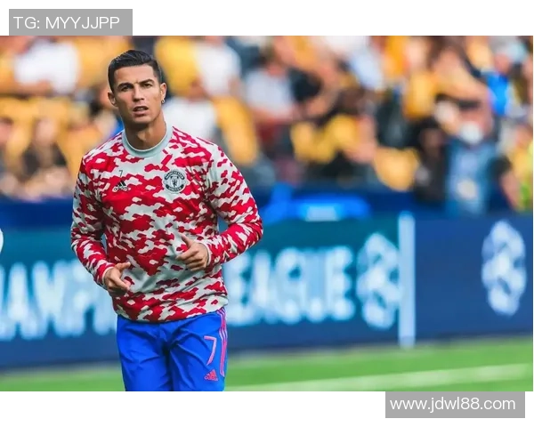 C罗足球明星发型解析从经典到创新的风格演变与影响