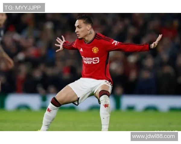 曼联足球明星盘点：历史与现役球员的辉煌成就与影响力